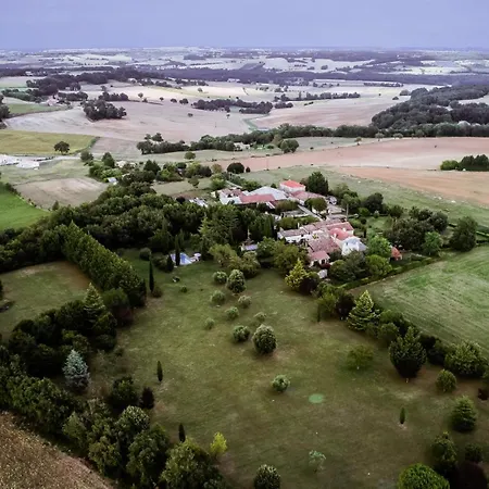 La Chapelle Aux Roses Lagarde (Gers)